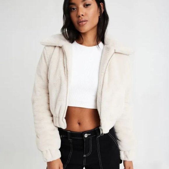 Garage Faux Fur Cream Bomber Jacket - Picture 2 of 8